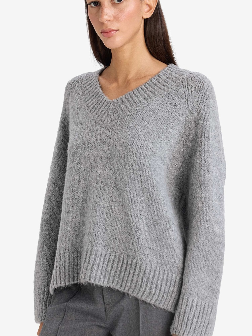 Club Monaco Chunky V-Neck Sweater